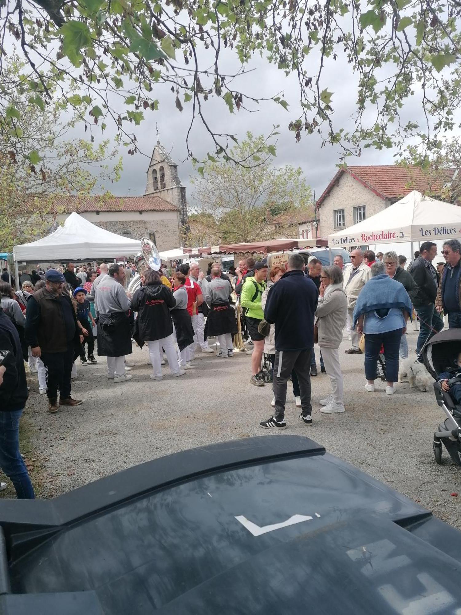 Chez Henry Daire Peyrat-le-Château Dış mekan fotoğraf